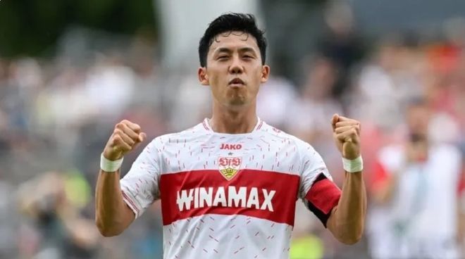 西媒：罗克团队和德科在昨日进行会谈，今天他便缺席了训练