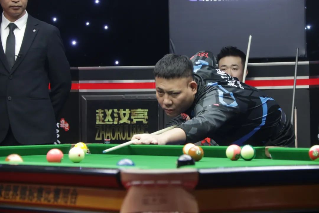 在他的带领 在他的带领