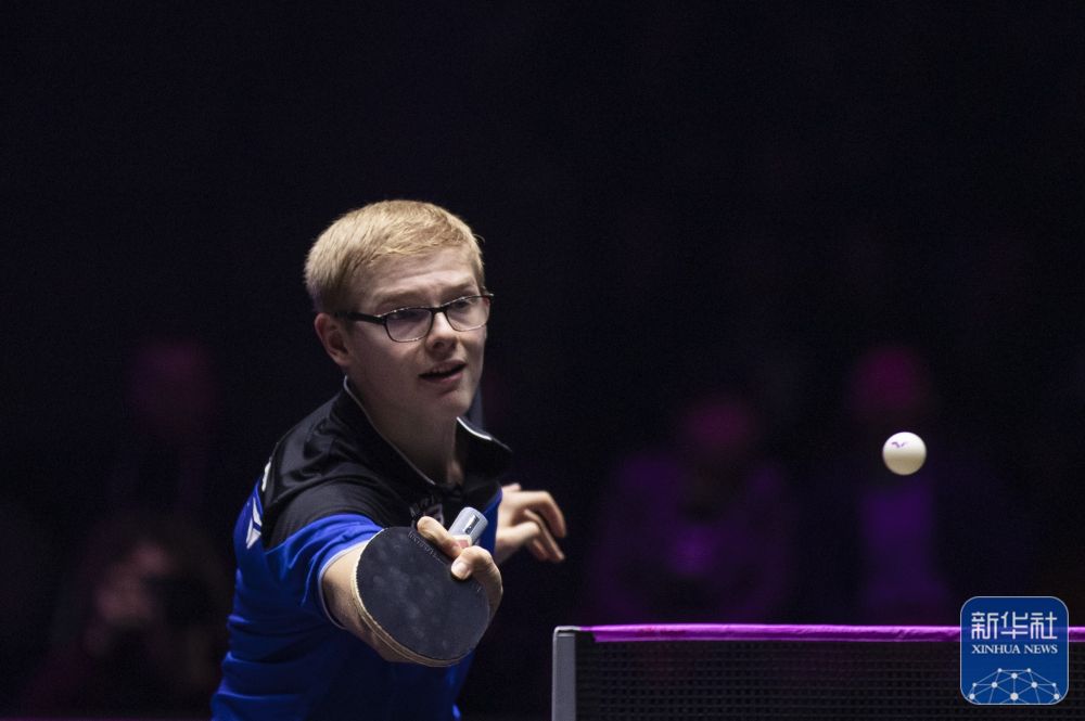 断缩小与领 断缩小与领