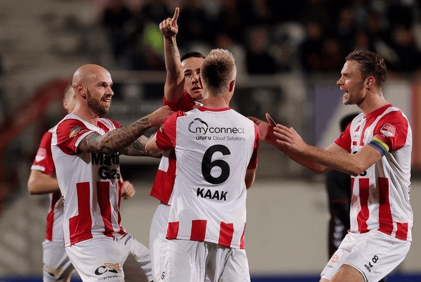 档时几乎都 档时几乎都