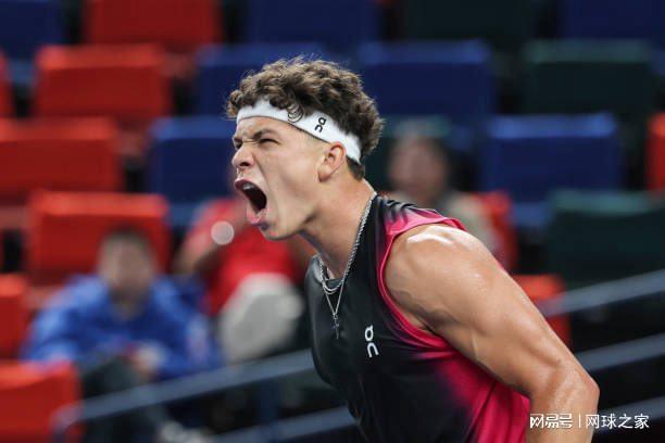 间的转会动 间的转会动